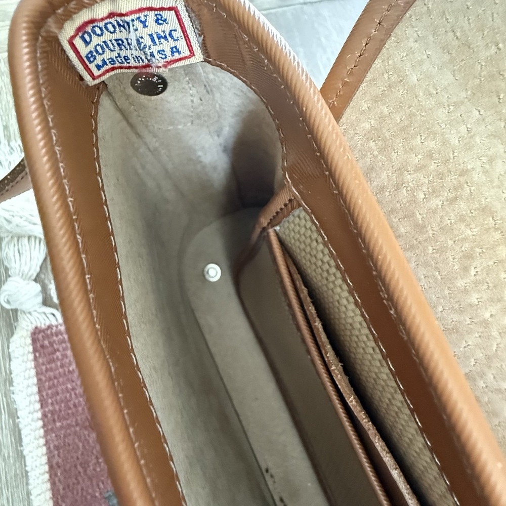 Vintage Dooney & Bourke Bayou Alligator‎ Embossed Full Flap Shoulder Bag - Picture 10 of 16